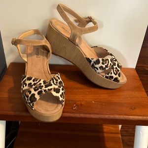 Leopard wooden wedge platform sandals